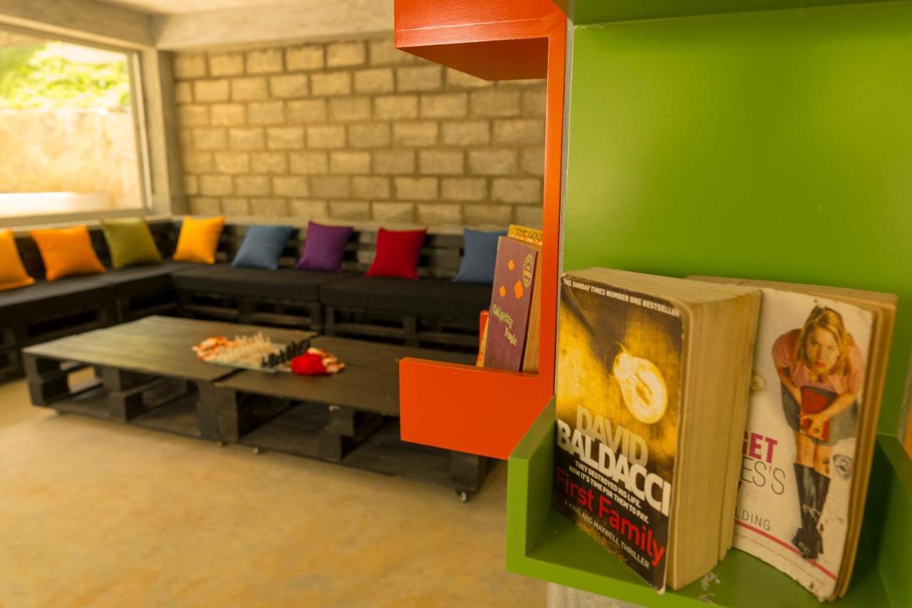 Хостел Bunk Station Элла Экстерьер фото