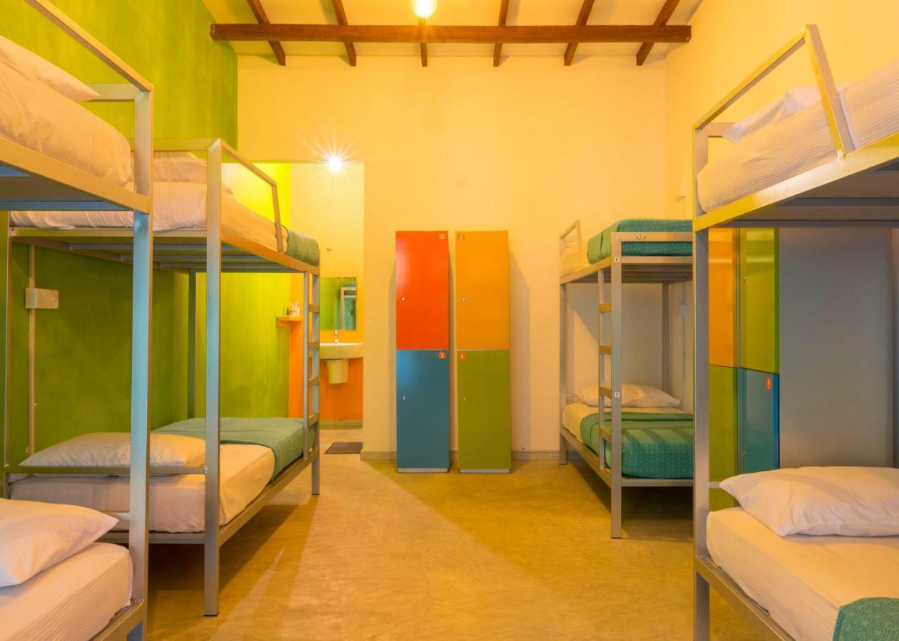 Хостел Bunk Station Элла Экстерьер фото